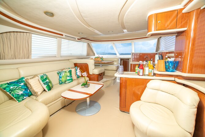 Montego Bay Private Yacht Tour with Open Bar and Lunch - Fish and Bird Sanctuary cruise: a calm ending with coastal views