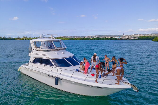 Montego Bay Private Yacht Tour with Open Bar and Lunch - Price and value: what $2,500 really buys for your group