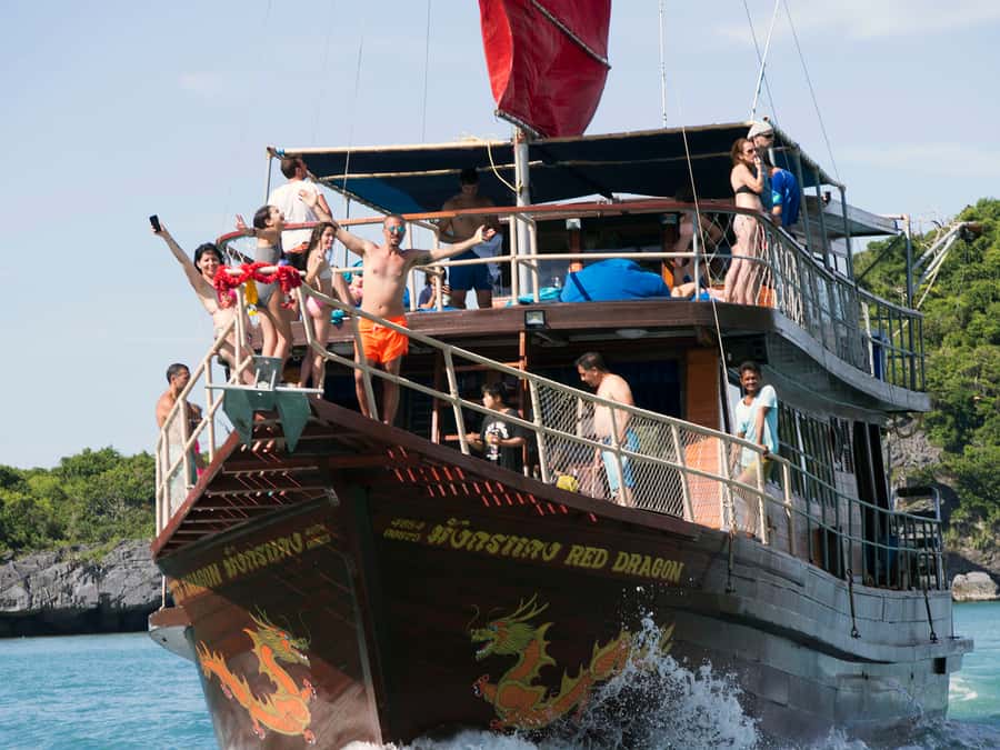Mu Ko Ang Thong: Private Day Charter in Classic Thai Yacht - Emerald Lake Island and the Blue Lagoon Walk (With a View Reward)