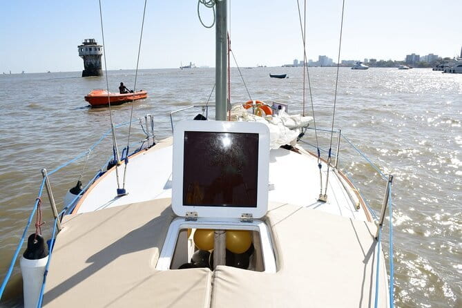 Mumbai Bay Breeze Sail on a Compact Yacht Experience - From Apollo Bandar to the Arabian Sea: What the Ride Timeline Feels Like