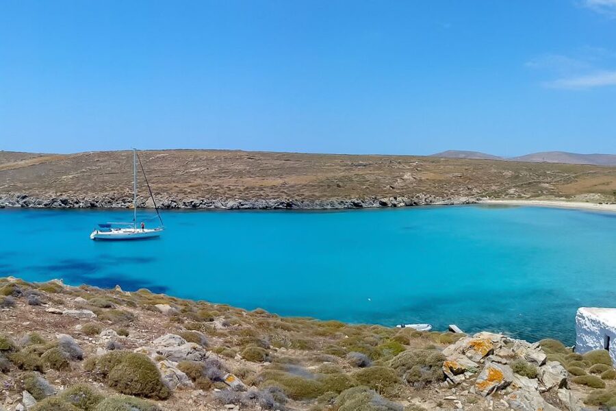 Mykonos: Yacht Cruise to Rhenia and Guided Tour of Delos - What Crew and Captains Tell You Without Turning It Into a Lecture