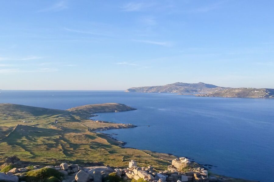Mykonos: Yacht Cruise to Rhenia and Guided Tour of Delos - The Museum, Free Time, and How to Use Your Delos Window