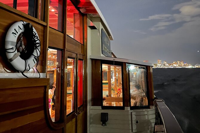 New York City Bright Lights Skyline Cruise on Yacht - Lower Manhattan from the water: the Financial District tip moments