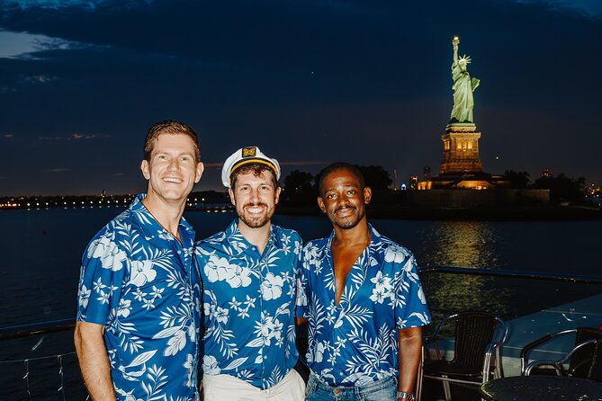 New York City Dinner Cruise on Luxury Yacht with Live Music - Who This Cruise Is For (and Who Should Skip It)