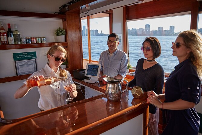 New York City Sunset Cocktail Cruise on Small Yacht - A 90-Minute NYC Sunset That Feels Like a Real Treat