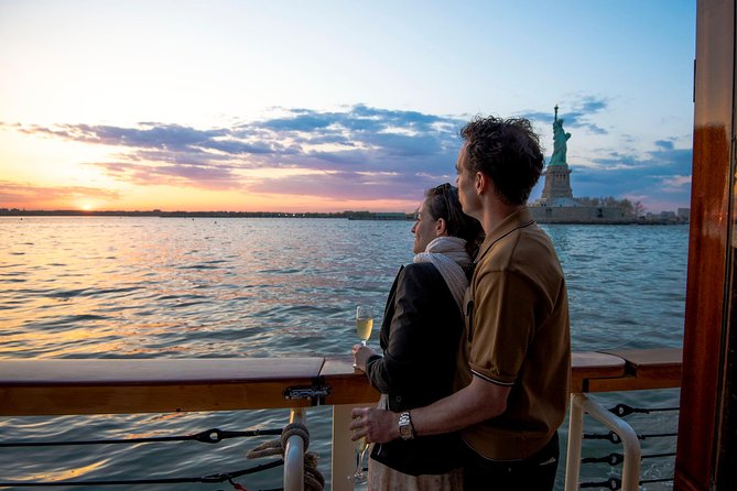 New York City Sunset Cruise on a Yacht - Indoor Tables and Deck Benches: Viewing That Survives Real Weather