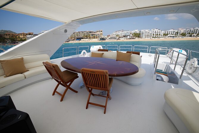 Number Juan 100ft Yacht Azimut Rental - How long should you book: 3 hours vs a full day
