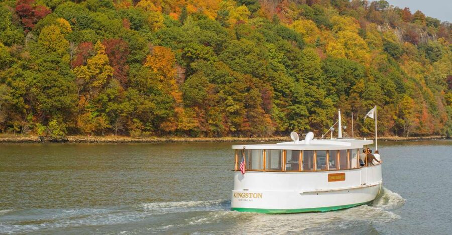 NYC: Hudson River Fall Foliage Yacht Tour - Price and value at $110 for 150 minutes on the Hudson