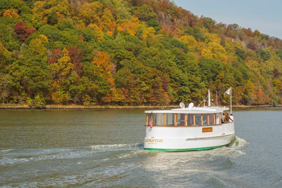 NYC: Hudson River Fall Foliage Yacht Tour - The George Washington Bridge pass: a city icon, seen differently