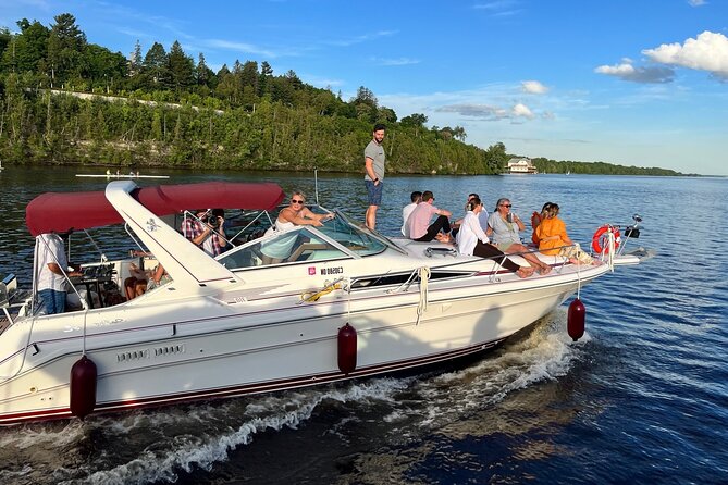 Ottawa: 1-Hr. Public Tour on a Real Yacht (Thurs. to Sun. @ 6 PM) - From Point Gatineau to Ottawa’s icons: the route in plain English