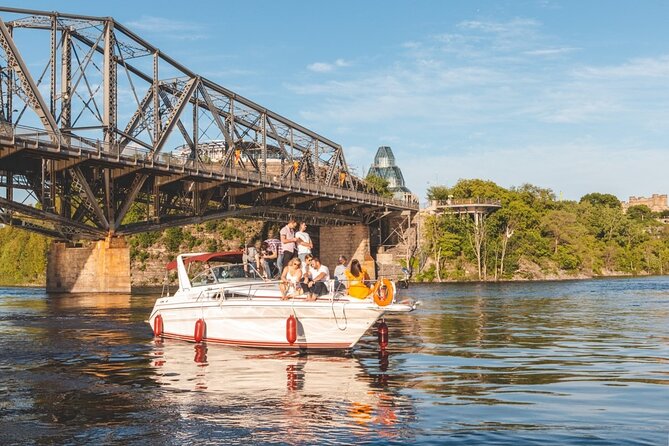 Ottawa: 1-Hr. Public Tour on a Real Yacht (Thurs. to Sun. @ 6 PM) - Getting there without a headache