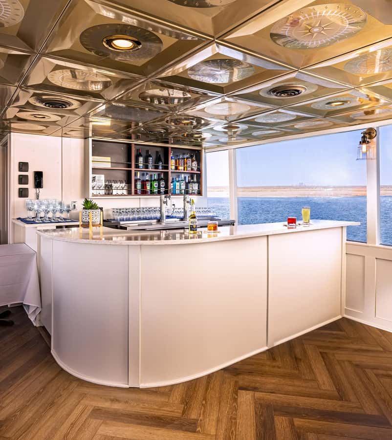 Page: Wahweap Bay Canyon Princess Yacht Dinner Cruise - Canyon Princess at Wahweap Bay: why sunset timing really matters