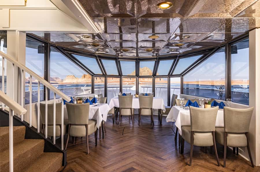 Page: Wahweap Bay Canyon Princess Yacht Dinner Cruise - The dinner experience: family-style starters and 4 entree choices