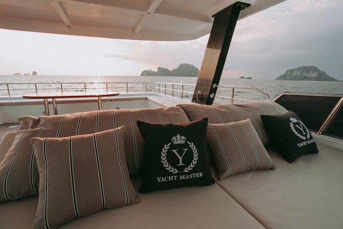 Phuket: James Bond Island and Phang Nga Bay by Premium Yacht - James Bond Island and Khao Phing Kan: iconic views with time to see them