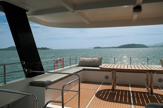 Phuket: James Bond Island and Phang Nga Bay by Premium Yacht - Hong Island canoeing: the activity that really earns its hype