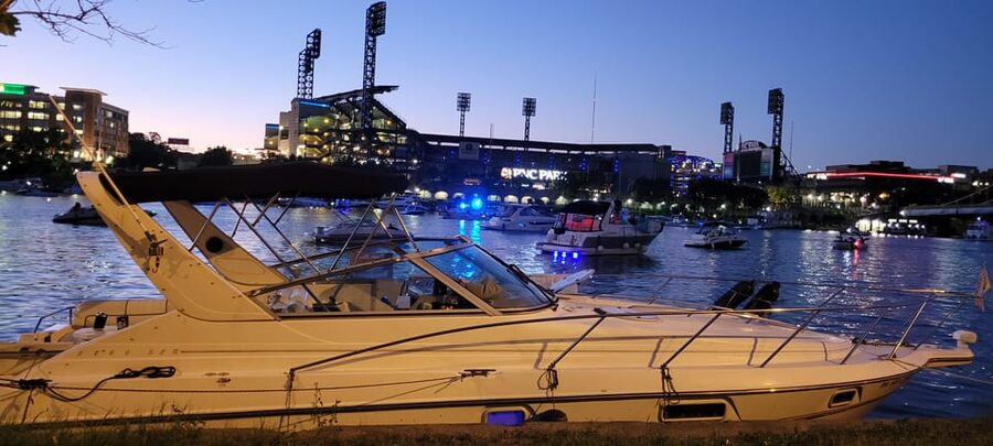 Pittsburgh: Private Yacht River Cruise with Captain and BYOB - Key highlights to look forward to