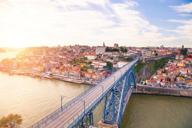 Port : 6 Bridges Private Yacht Cruise with Local Wine & Snacks - Why the 6 Bridges route feels so satisfying in just two hours