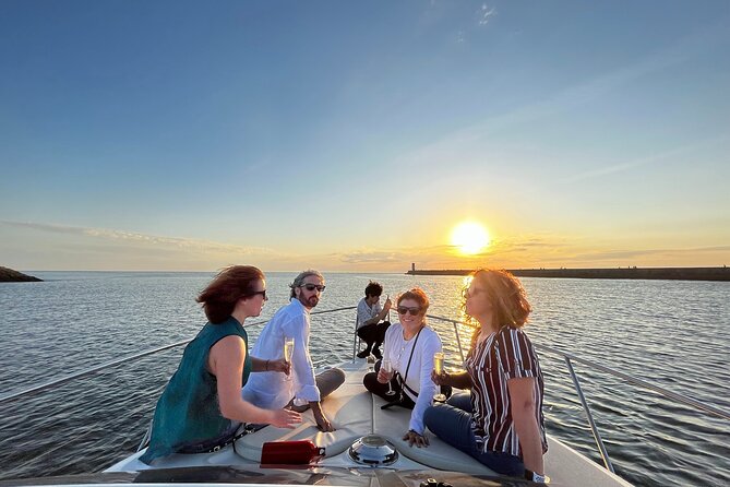 Port : 6 Bridges Private Yacht Cruise with Local Wine & Snacks - The ride back to Marina do Freixo feels like a cooldown