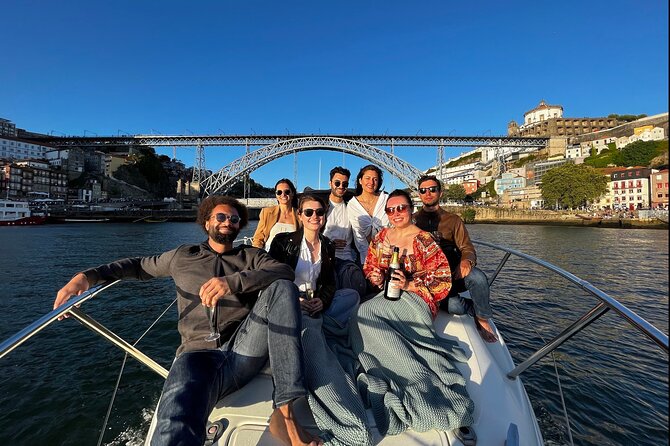 Port : 6 Bridges Private Yacht Cruise with Local Wine & Snacks - What the private format does for your comfort (and your conversations)