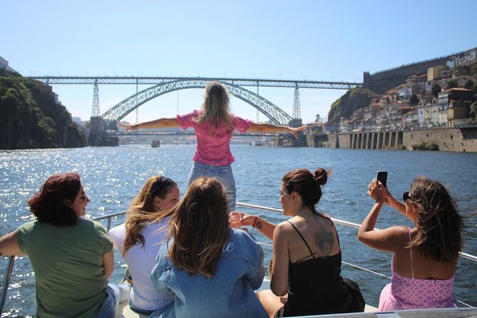 Port : 6 Bridges Private Yacht Cruise with Local Wine & Snacks - Starting at Marina do Freixo: fast on-water, easy to find