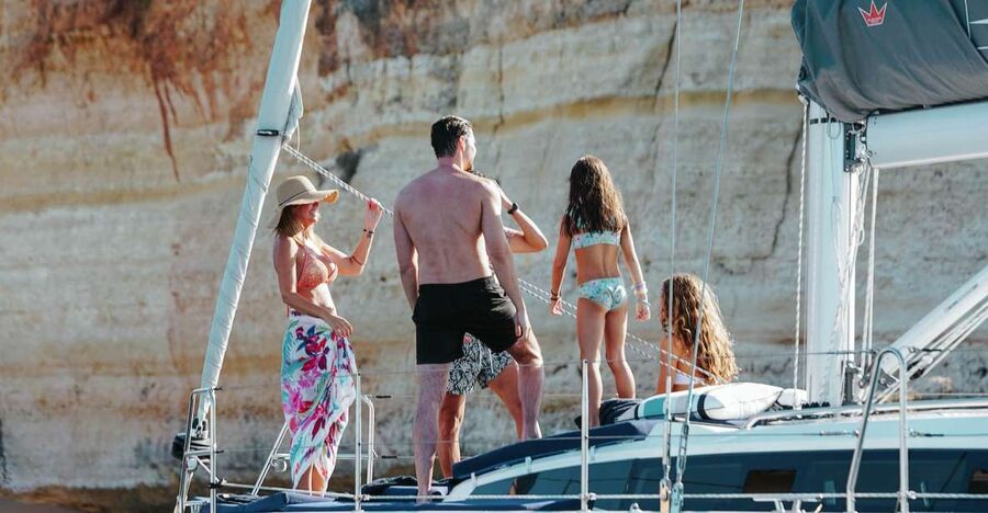 Portimao: Full Day Luxury Sail-Yacht Cruise - From Marina de Portimão to the Algarve cliffs: the day’s rhythm