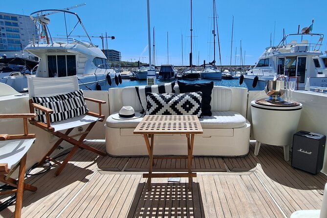 Porto: Luxury Yacht Cruise on the Douro River and Estuary Reserve - Porto on a luxury yacht: what this 2-hour cruise really delivers