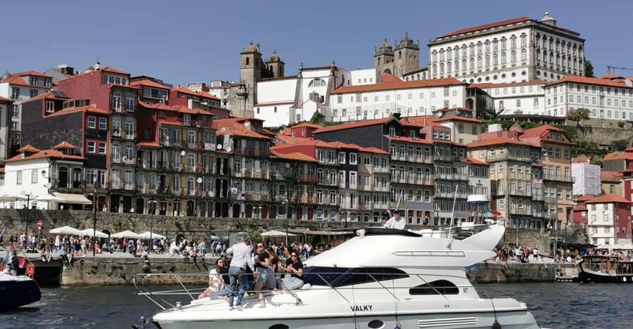 Porto: Luxury Yacht Tour of the 6 Bridges and Douro Estuary - Bridge by Bridge Around Porto and Gaia: How the Route Gives You Better Angles