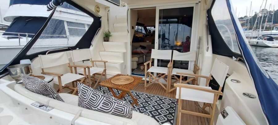 Porto: Luxury Yacht Tour of the 6 Bridges and Douro Estuary - Small Group Luxury: Why the Vibe Feels Like a Private Yacht