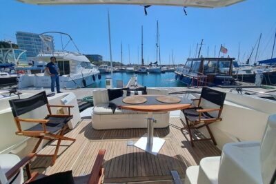Porto: Luxury Yacht Tour on the Douro River - Sunset or Daytime - Meet at Marina da Afurada: the start of the river glide