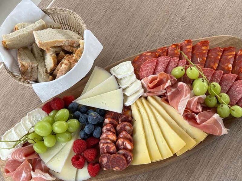 Porto: Private Yacht Cruise with Local Wines & Snacks - The six bridges you’ll pass: Porto and Gaia linked in views