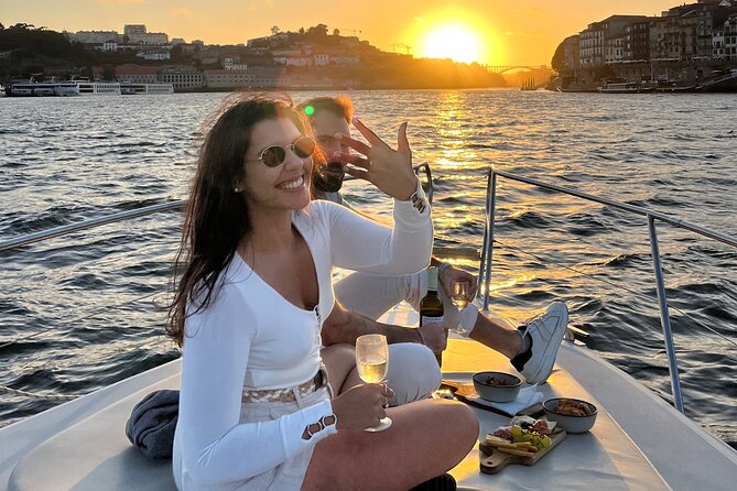 Porto: Private Yacht Experience with Local Wines & Snacks - Key moments to know before you go