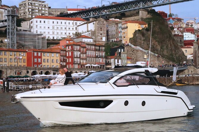 Porto: Private Yacht Experience with Local Wines & Snacks - D. Maria Pia under the waterline: a bridge you can actually feel