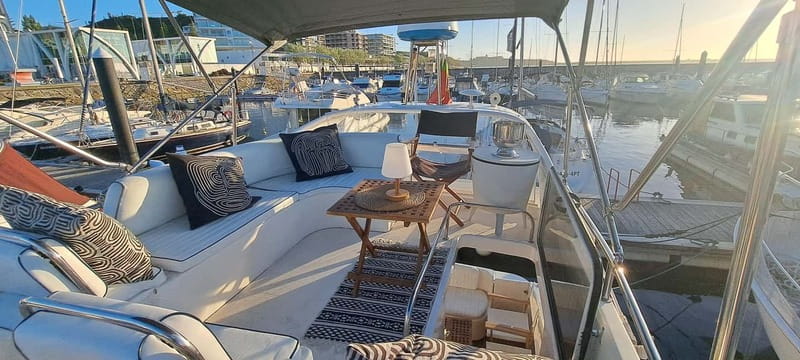 Porto: Private Yacht Tour on Douro River - up to 12 people - Price and Value: Is $693 Worth It for Up to 12 People?