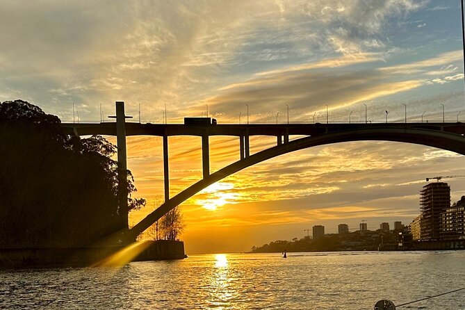 Porto: Yacht Small-Group Douro River Cruise & 6 Bridges w/ Drink - Value: how $71.35 for two hours adds up