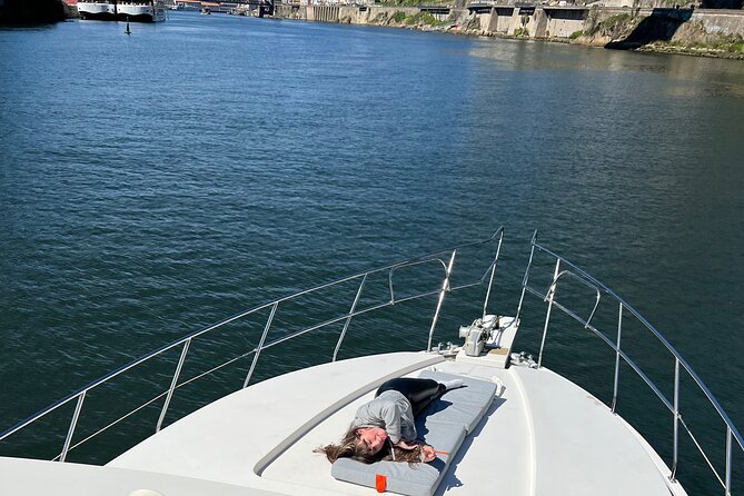 Premium Yacht Tour on the Douro - What This Tour Feels Like in Two Hours (And What It Doesn’t)