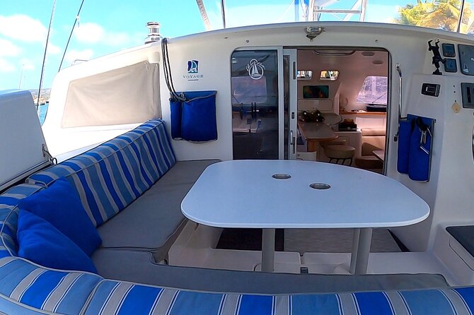 Private 1/2 Day Yacht Charter in Bonaire - Customizable! - Boarding at Harbour Village Marina: a smooth start