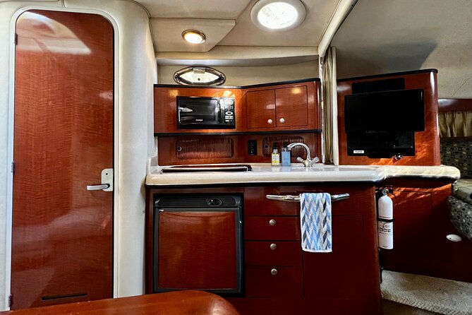 Private 4 Hours Sea Ray 34 Foot Yacht Rental in Miami - Price and value: what $699 covers for up to 10