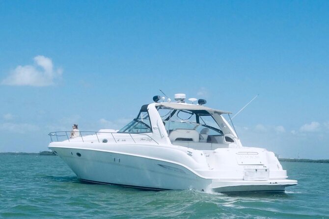 Private 50FT Yacht Rental in Cancún P8 - Getting there: Calle Sunset Marina and the check-in reality