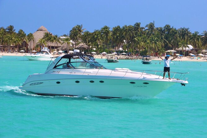 Private 50FT Yacht Rental in Cancún P8 - What’s included on board (and what you’ll pay separately)