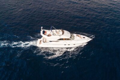 Private Boat Tour on Royal Ocean Yacht, Tenerife - Food, drinks, and included extras: how the “onboard perks” actually help