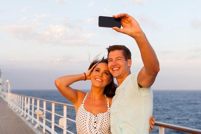 Private Bosphorus Cruise and Egyptian Bazaar with Motor Yacht - A 4-Hour Istanbul Combo That Feels Like Two Different Cities