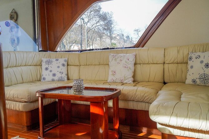 Private Bosphorus Cruise with Luxury Yacht - Topkapi Views, Galata Bridge Fishing, and Galataport’s New Edge