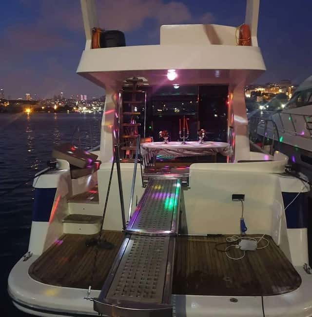 Private Bosphorus Yacht Experience in Istanbul - Maiden’s Tower and the Return to the European Shore