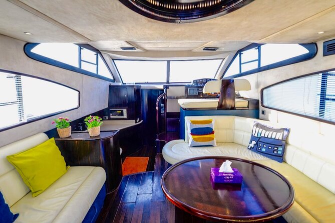Private Charter Yacht: Dubai Marina, Atlantis And Burj al Arab - Atlantis The Palm and Jumeirah Palm: the best photo territory