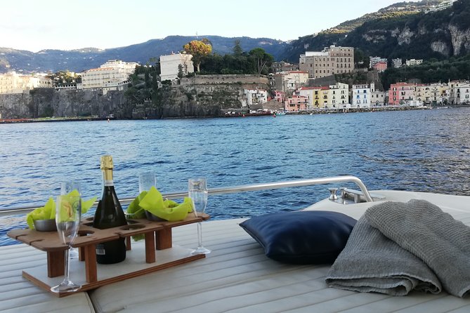 Private Cruise around Capri - yacht 50' - Key highlights you’ll actually care about