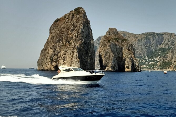 Private Cruise to Capri and Amalfi Coast from Sorrento or Capri - yacht 50' - Drinks, Snacks, Snorkeling Gear, and Live Commentary: Small Perks, Big Payoff