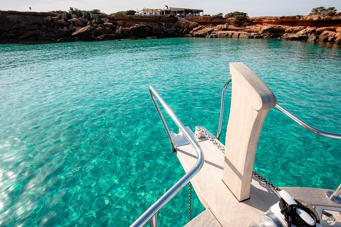Private Half Day Boat Charter in Traditional Balearic Yacht - Boat Comfort, Cleanliness, and the Small Details