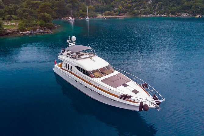 Private Istanbul Bosphorus Yacht Cruise - Sunrise or Sunset Bosphorus Views, Private and Calm
