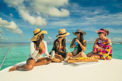 Private Luxury 36' Yacht from Fajardo to Icacos or Palomino - How the day works: your main stop is a Fajardo Key
