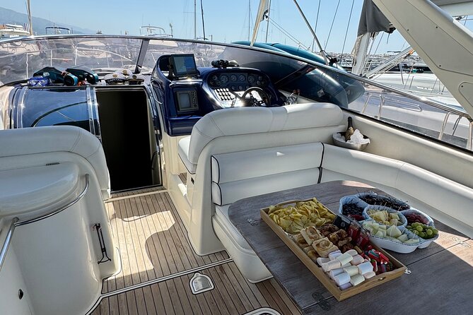 Private Luxury Yacht Charter from PUERTO BANÚS, Marbella - Practical tips that make the most of your sailing time